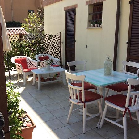 Affitto Appartamento Sul Mare เซนีกัลเลีย ภายนอก รูปภาพ